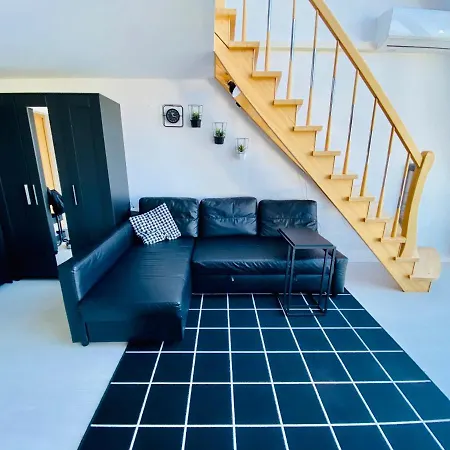 公寓 Sea & Sunset View In *