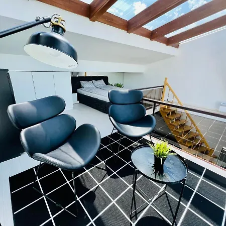 Sea & Sunset View In Apartament *